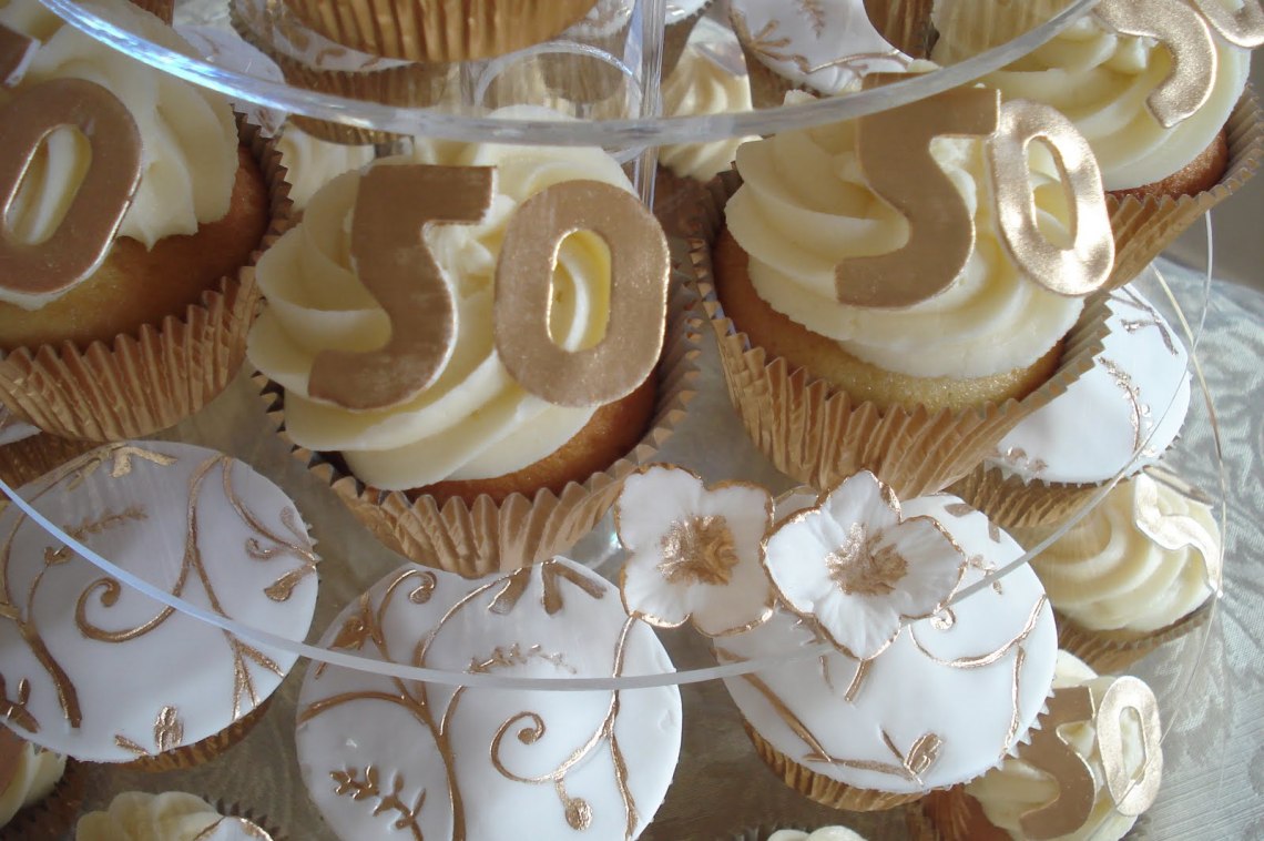 50th wedding anniversary cupcakes 015